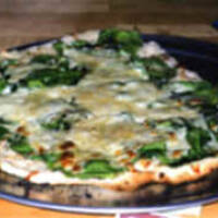 PIZZA szpinakowo-pieczarkowa