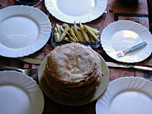 Fot. Kasiulinka, Bliny-smakowita wieża z dodatkami