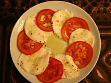 Fot. kolasia, sałatka-pomidory z mozarellą