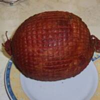 szynka  świąteczna  gotowana  w  piwie