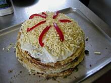 Fot. Bodek, tort nalesnikowy z miesem mielonym