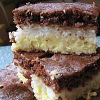 Sernik kokosowo- orzechowy