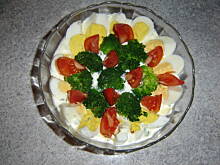 Fot. irena sikora, Sos- dip  z serem feta do brokułów i innych warzyw