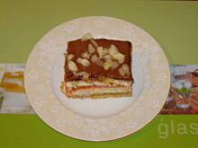 Fot. eNka, Szarlotka z galaretką i budyniem