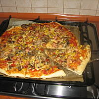 Pizza - najsłynniejszy placek drożdżowy świata