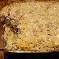 Zapiekanka z makaronem i mięsem mielonym