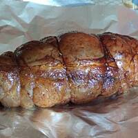 Bejcowana rolada z piersi kurczaka