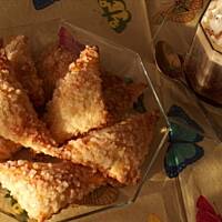 Prawie francuskie ciastka ze śliwką