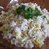 Sałatka ryżowa z curry