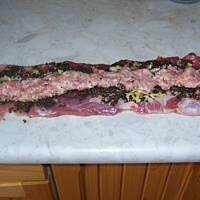 rolada z boczku surowego