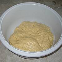 Paszteciki z ciasta drożdżowego