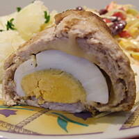 Roladki wieprzowe z jajkiem