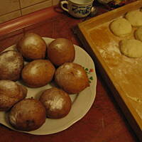 Pączki na wodzie mineralnej