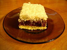 Fot. misiowa, Biszkopt z kremem jagodowym i kokosem