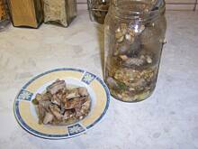 Fot. inka21, śledzie  solone  w  oleju