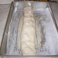 rolada morelowa z ciasta mrożonego