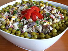 Fot. ilka76, Kolorowa sałatka pieczarkowa