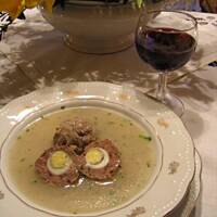 Żurek z przepiórczym gniazdkiem na Wielkanoc