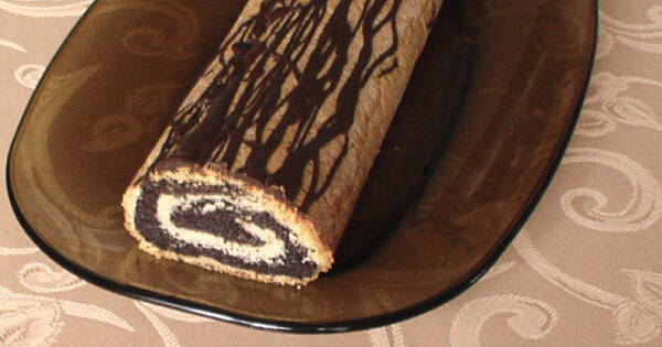 Poppy seed roll wrapped in pastry - przepis - bing_translator - wielkiezarcie.com