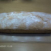 Babka z płatkami migdałowymi