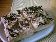 Fot. Cewa2, Puszysty sernik z posypką kokosowo-migdałową