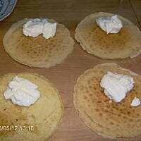 Najprostsze naleśniki z białym serem