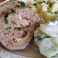 Pieczeń z parówkami