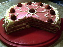 Fot. ABA, ciacho truskawkowe