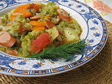 Fot. malbec, Młoda kapusta z berlinkami na słodko-kwaśno