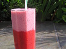 Fot. iisskkaa, Koktajl podwójnie truskawkowy