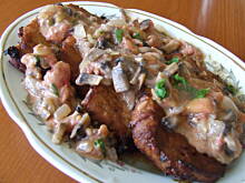 Fot. ilka76, Kotlety wieprzowe w sosie grzybowo-pomidorowym