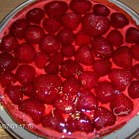 Biszkopt z serkiem i galaretką