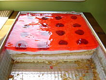 Fot. eNka, Ciasto truskawkowo - jogurtowe