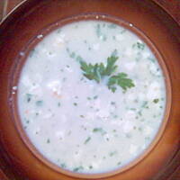 zupa czosnkowa z serem feta