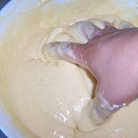 ciasto szybkościowe z czarną porzeczką