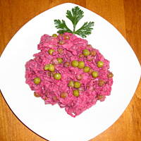 Sałatka z buraczków i groszku