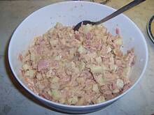 Fot. ANETA MUSIAŁ, sałatka pastelowa