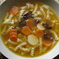 Zupa z grzybami suszonymi