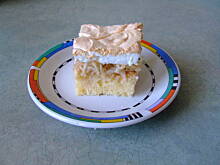 Fot. frankafiranka, Szarlotka z bezową pianką