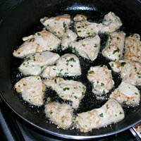 kurczak marynowany w ziołowo-czosnkowym pesto