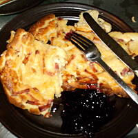 Naleśnik z piekarnika z boczkiem lub bekonem