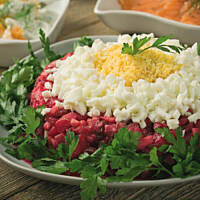 Szwedzka  sałatka śledziowa