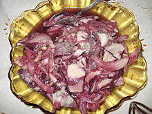 Fot. MonikaK, Śledzie marynowane w czerwonym winie