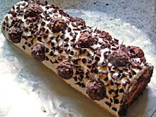 Fot. Malena, Rolada z kremem nugatowym