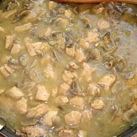 Gulasz kurczakowo-pieczarkowy