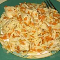 Sałatka z makaronem ryżowym