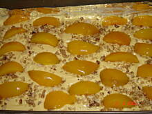 Fot. irena sikora, Placek z brzoskwiniami