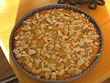 Fot. arabis, Tarta z jabłkami i prażonymi migdałami