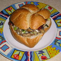 Kajzerki z pieczarkowym nadzieniem