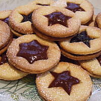 Kruche ciastka z dżemem